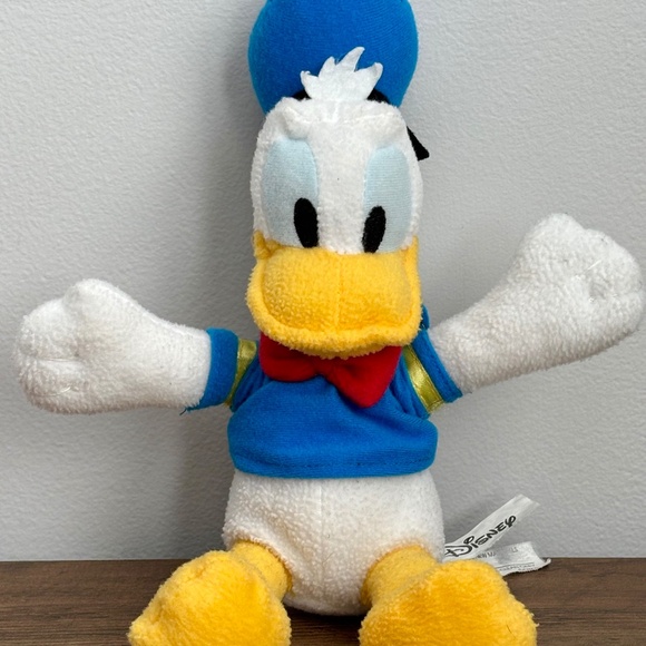 * Disney DONALD DUCK Sega 9" Prize Plush Stuffed Animal Toy * - Picture 2 of 10 - Picture 1 of 10
